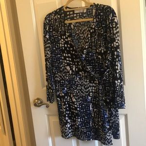 25% off 3+ Items Tunic top